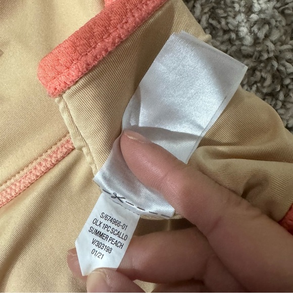 Old Navy Girls Peach Swimsuit Size Medium - Picture 6 of 8
